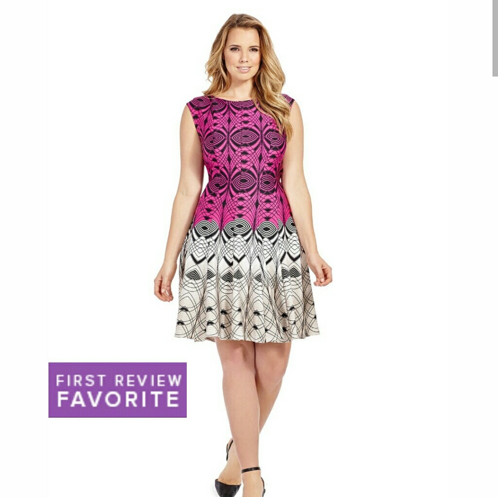 Julian Taylor - Two-Tone Geometric Print Dress - Picture 2 of 4